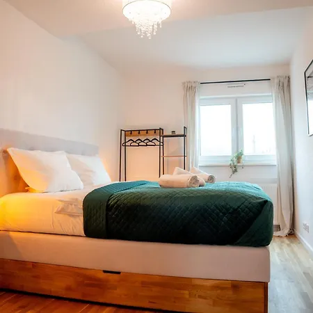 Schlossberg Residences - Design City-apartment Im Herzen Der Weinstraße Apartment