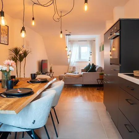 Schlossberg Residences - Design City-apartment Im Herzen Der Weinstrasse * Neustadt an der Weinstraße