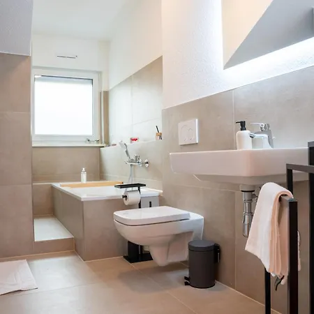 Schlossberg Residences - Design City-apartment Im Herzen Der Weinstrasse * Neustadt an der Weinstraße
