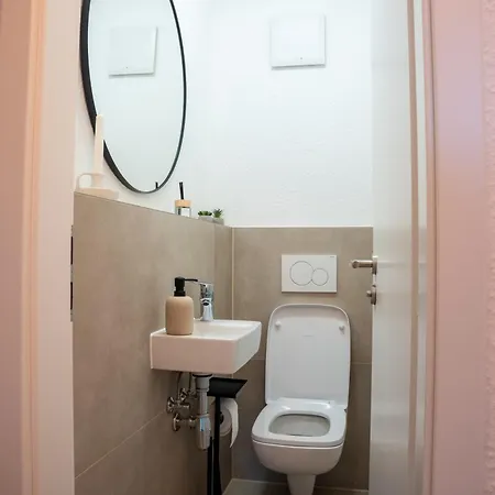 Schlossberg Residences - Design City-apartment Im Herzen Der Weinstrasse * Neustadt an der Weinstraße