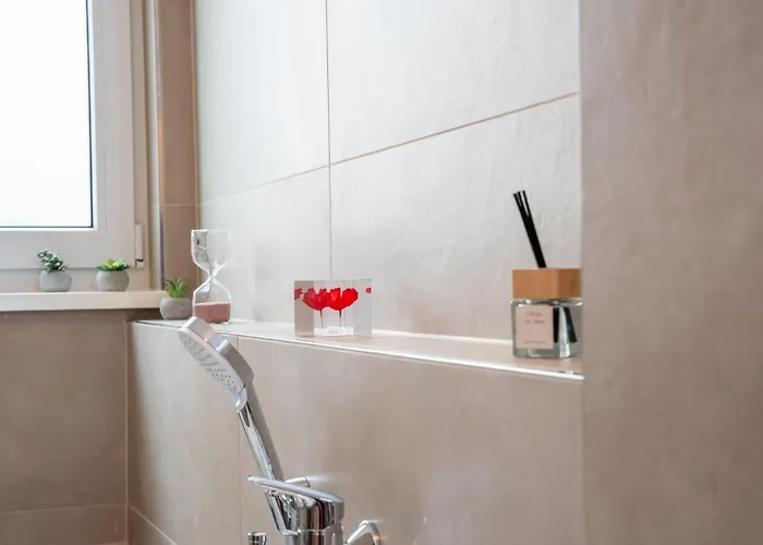 Schlossberg Residences - Design City-apartment Im Herzen Der Weinstrasse Apartamento