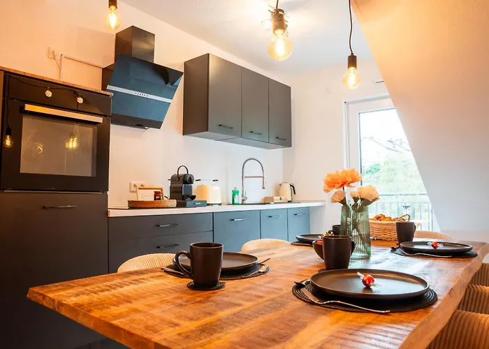 Apartamento Schlossberg Residences - Design City-apartment Im Herzen Der Weinstrasse