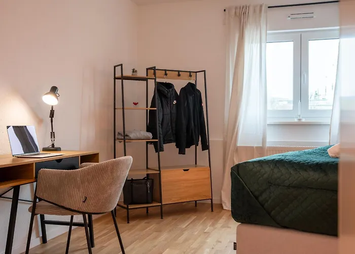 Schlossberg Residences - Design City-apartment Im Herzen Der Weinstrasse *